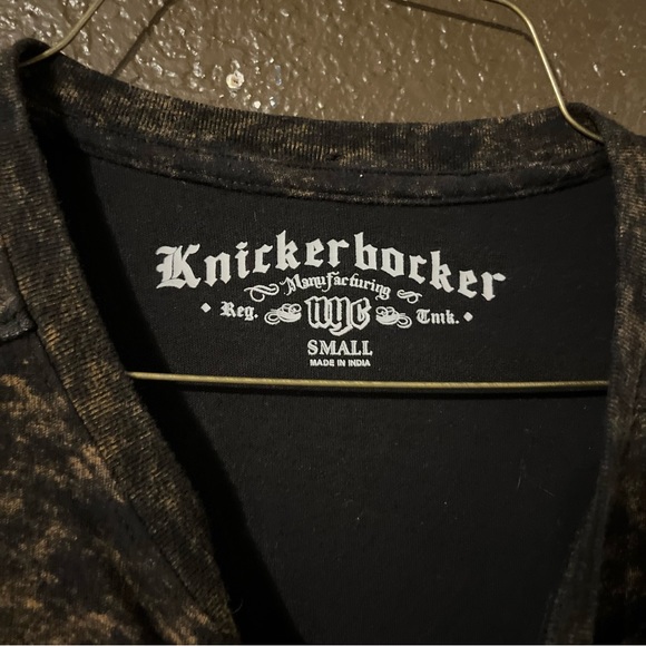 Black & Brown Knickerbocker Short Sleeve Tee with Star & Zipper Details, Size S - Picture 5 of 6